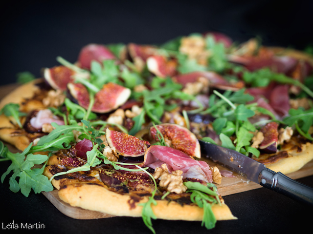 Recette de pizza blanche aux figues et au munster blanc