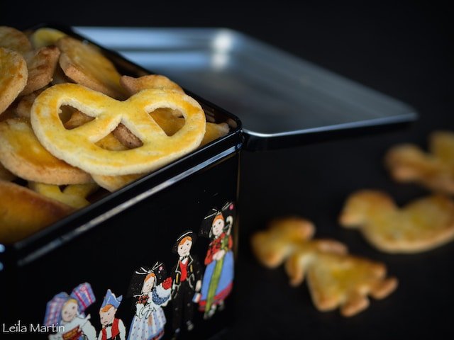 petits biscuits de Noël alsaciens aux amandes et à la vanille Bourbon