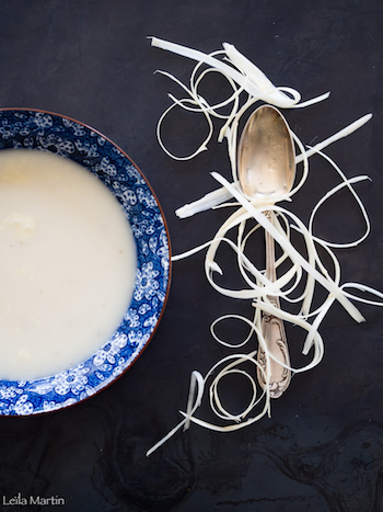 recette de velouté d'asperges anti-gaspi réalisé avec les épluchures
