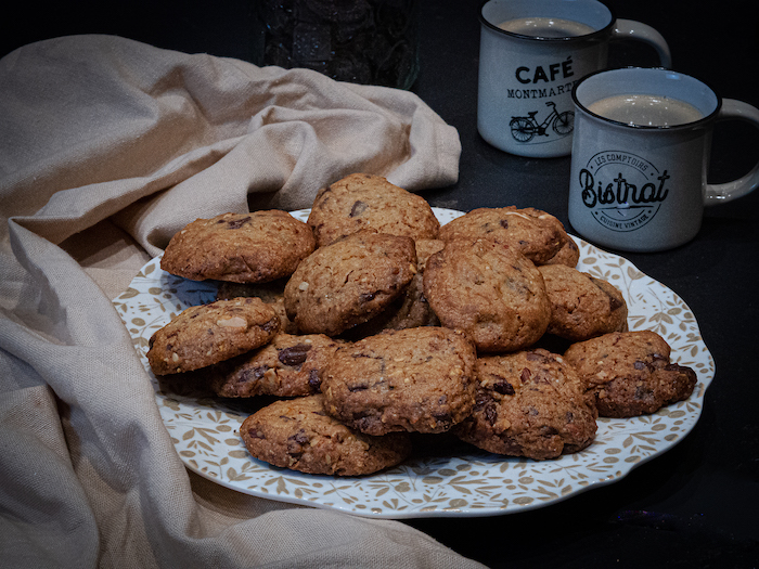 La recette de cookies au pralin amandes et chocolat de Leila Martin